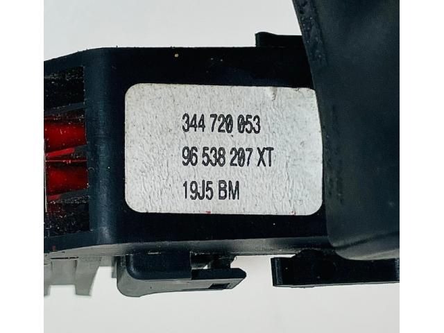 bontott PEUGEOT 307 Rádió / CD Kapcsoló