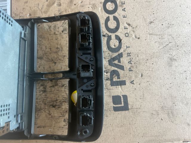 bontott PEUGEOT 307 Rádió / CD