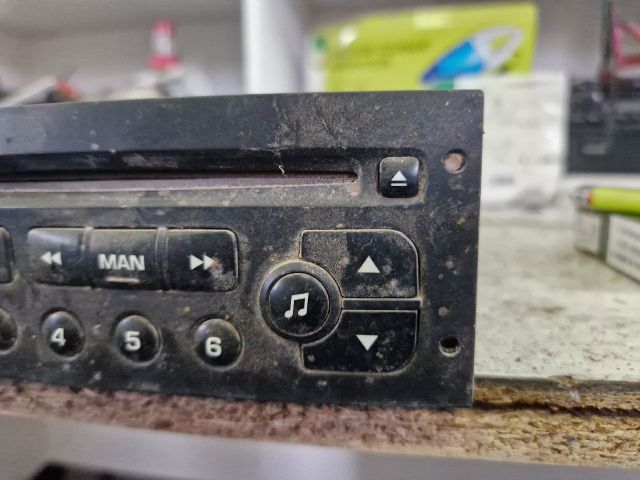 bontott PEUGEOT 307 Rádió / CD