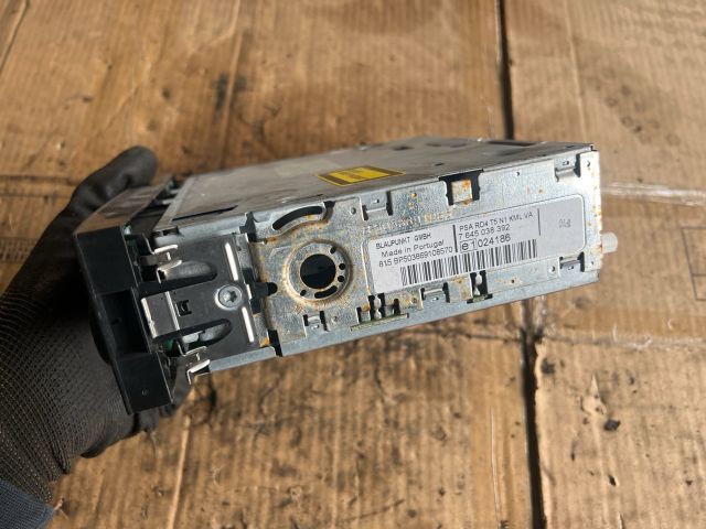 bontott PEUGEOT 307 Rádió / CD