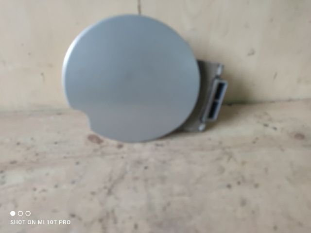 bontott PEUGEOT 307 Tankajtó