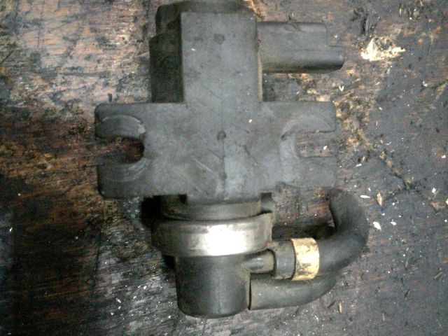 bontott PEUGEOT 307 Vákum Szelep