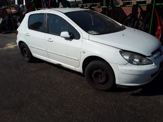 bontott PEUGEOT 307 Váltókar Keret