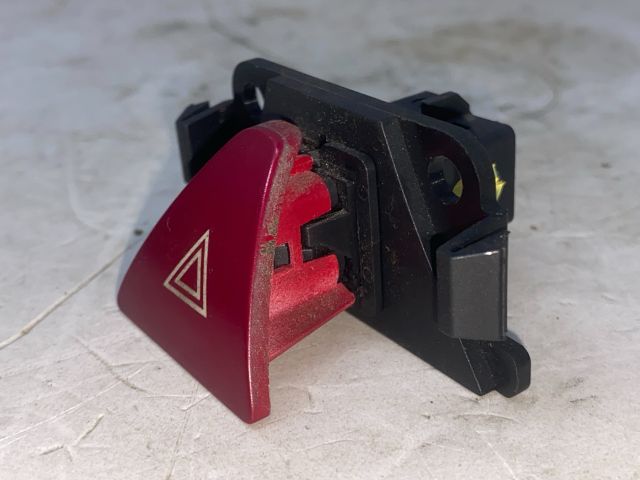 bontott PEUGEOT 307 Vészvillogó Kapcsoló