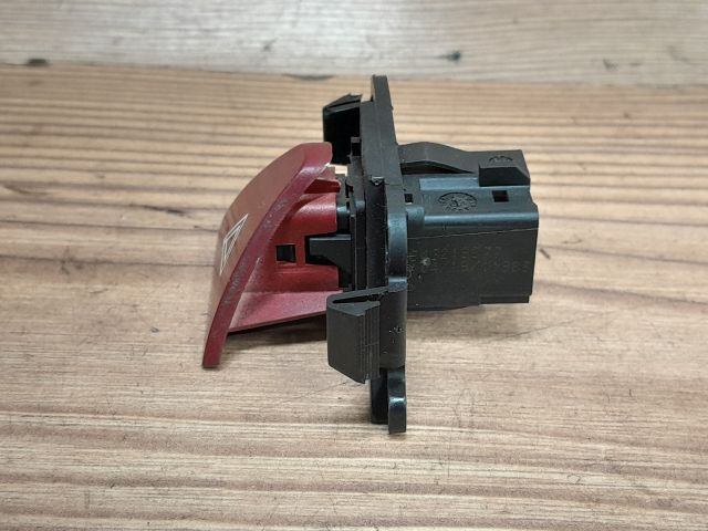 bontott PEUGEOT 307 Vészvillogó Kapcsoló