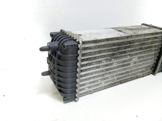 bontott PEUGEOT 307 Vízhűtő Radiátor Tartó