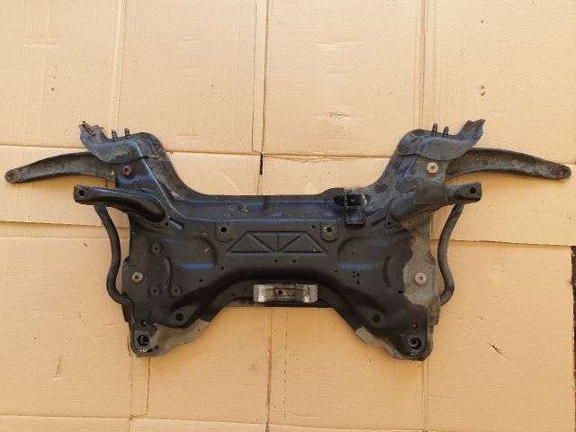 bontott PEUGEOT 308 Első Bölcső