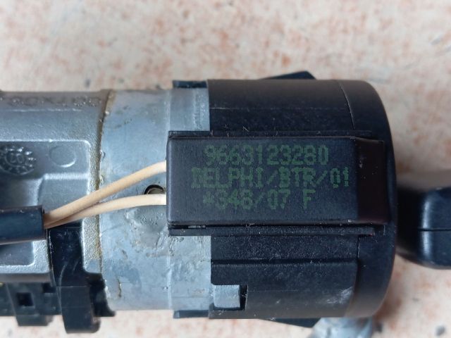 bontott PEUGEOT 308 Gyújtáskapcsoló