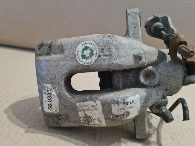 bontott PEUGEOT 308 Jobb hátsó Féknyereg Munkahengerrel