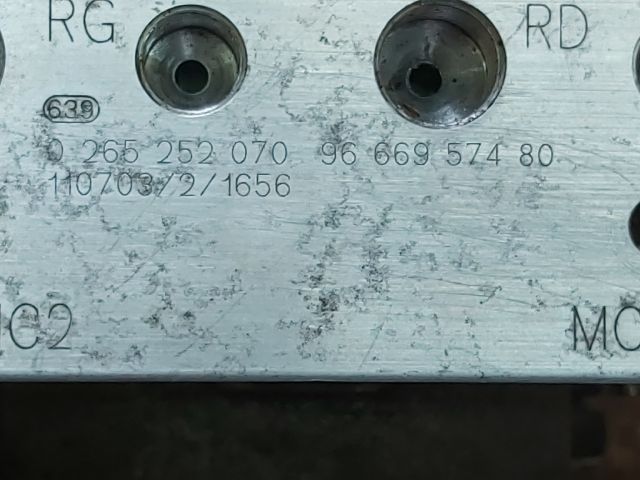 bontott PEUGEOT 308 ABS Kocka