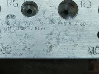 bontott PEUGEOT 308 ABS Kocka