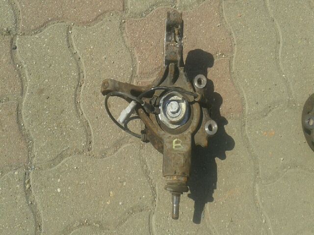 bontott PEUGEOT 308 Bal első Csonkállvány Kerékaggyal