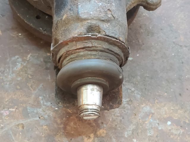 bontott PEUGEOT 308 Bal első Csonkállvány Kerékaggyal