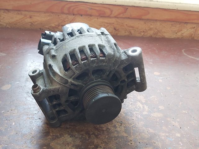 bontott PEUGEOT 308 Generátor