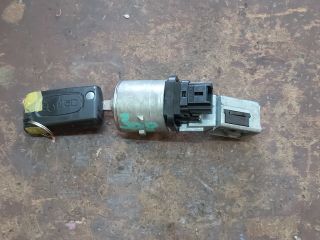 bontott PEUGEOT 308 Gyújtáskapcsoló Házzal