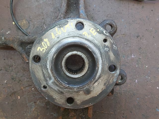 bontott PEUGEOT 308 Jobb első Csonkállvány Kerékaggyal