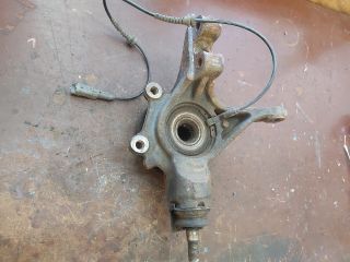 bontott PEUGEOT 308 Jobb első Csonkállvány Kerékaggyal