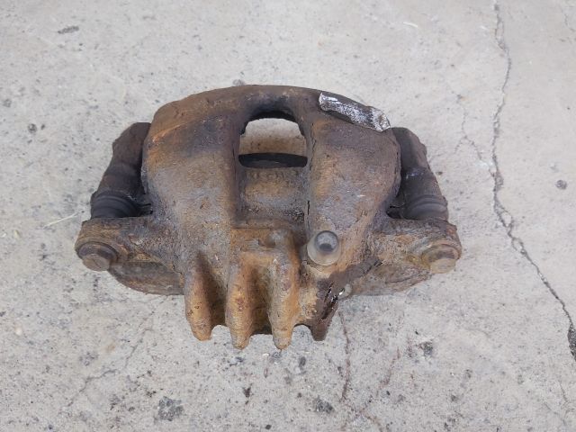 bontott PEUGEOT 308 Jobb első Féknyereg Munkahengerrel