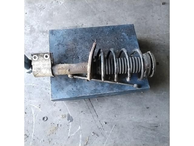 bontott PEUGEOT 308 Jobb első Gólyaláb (Lengécsillapító, Rugó)