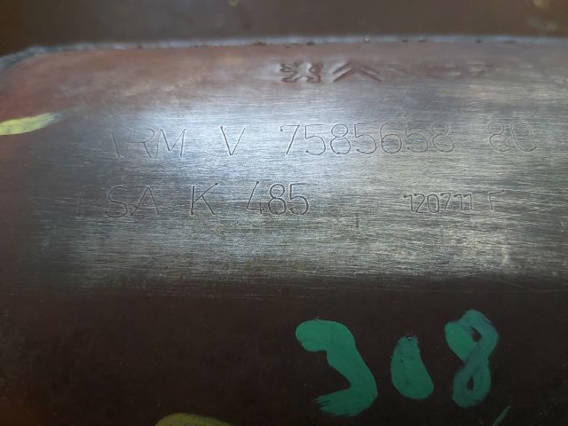 bontott PEUGEOT 308 Leömlő (Soros)