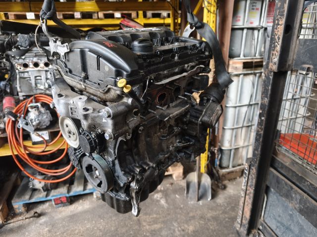bontott PEUGEOT 308 Motor (Fűzött blokk hengerfejjel)