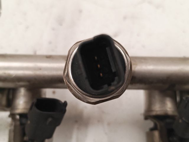 bontott PEUGEOT 308 Nagynyomású Üzemanyag Gyűjtőcső