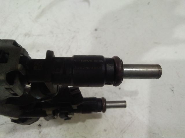 bontott PEUGEOT 308 Porlasztó (1 db)