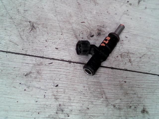 bontott PEUGEOT 308 Porlasztó (1 db)