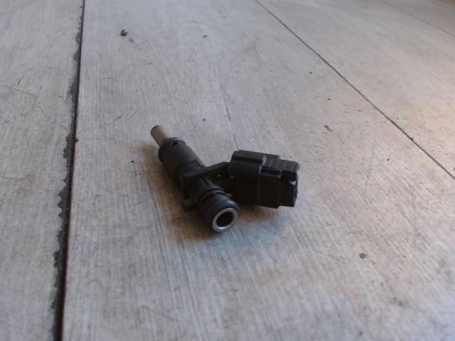 bontott PEUGEOT 308 Porlasztó (1 db)