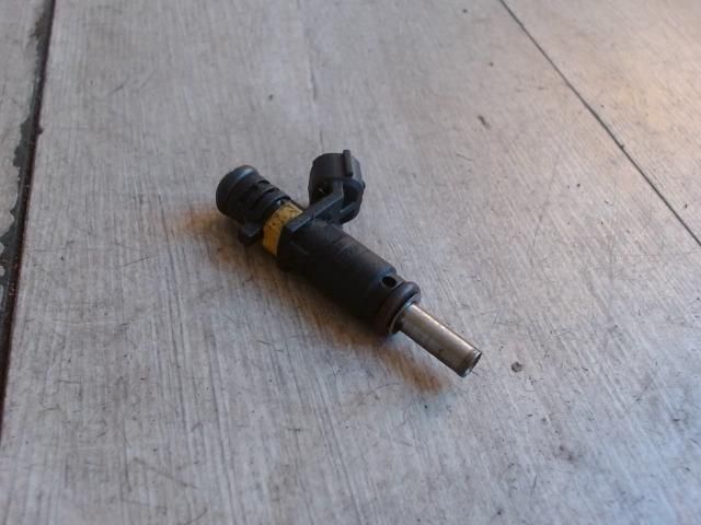 bontott PEUGEOT 308 Porlasztó (1 db)