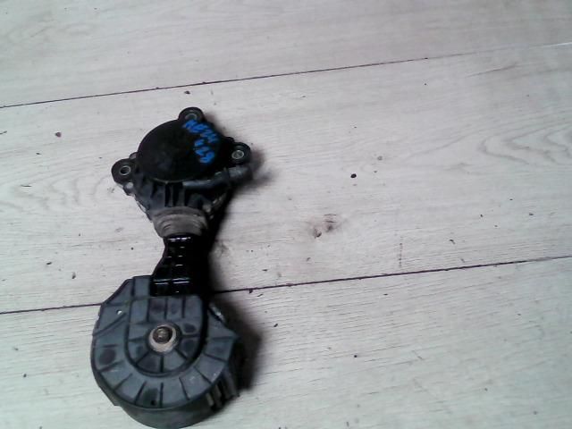 bontott PEUGEOT 308 Szíjfeszítő Görgő