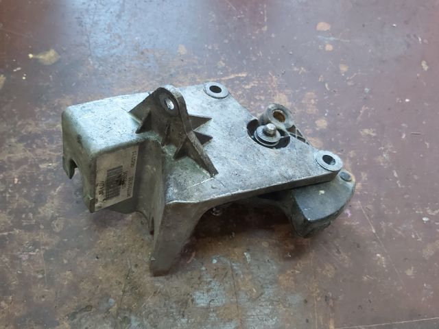 bontott PEUGEOT 308 Váltó Kulissza