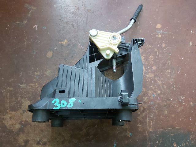 bontott PEUGEOT 308 Váltó Kulissza