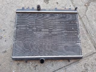 bontott PEUGEOT 308 Vízhűtő Radiátor (Klímás)