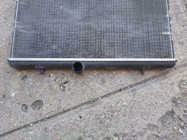 bontott PEUGEOT 308 Vízhűtő Radiátor (Klímás)