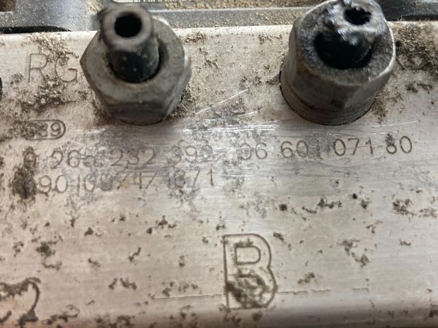 bontott PEUGEOT 308 ABS Kocka