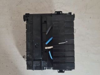 bontott PEUGEOT 308 Biztosítéktábla Motortér