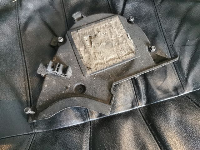 bontott PEUGEOT 308 Felső Vezérlés Burkolat