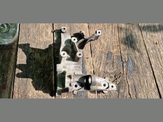 bontott PEUGEOT 308 Generátor Tartó Bak