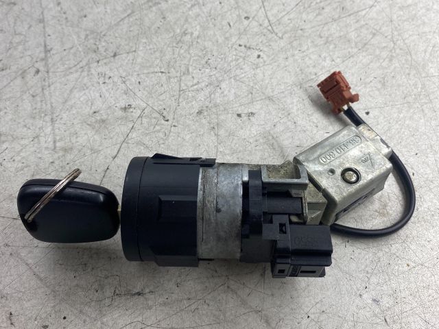 bontott PEUGEOT 308 Gyújtáskapcsoló