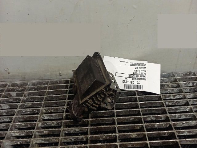 bontott PEUGEOT 308 Hűtőventilátor Relé