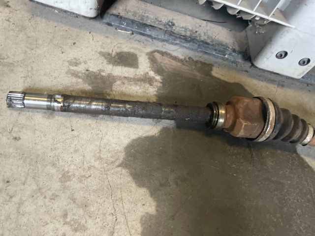 bontott PEUGEOT 308 Jobb Féltengely