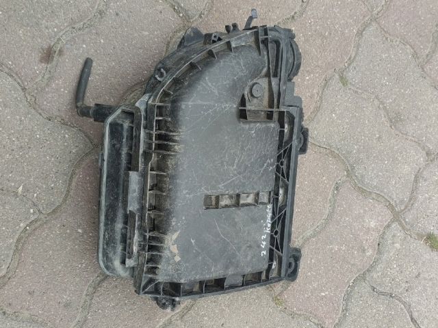 bontott PEUGEOT 308 Légszűrő Ház