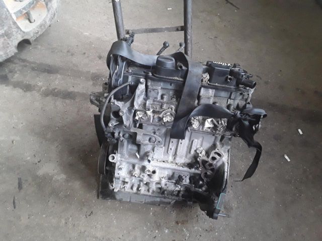 bontott PEUGEOT 308 Motor (Fűzött blokk hengerfejjel)