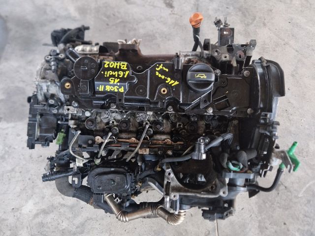 bontott PEUGEOT 308 Motor (Fűzött blokk hengerfejjel)