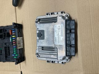 bontott PEUGEOT 308 Motorvezérlő