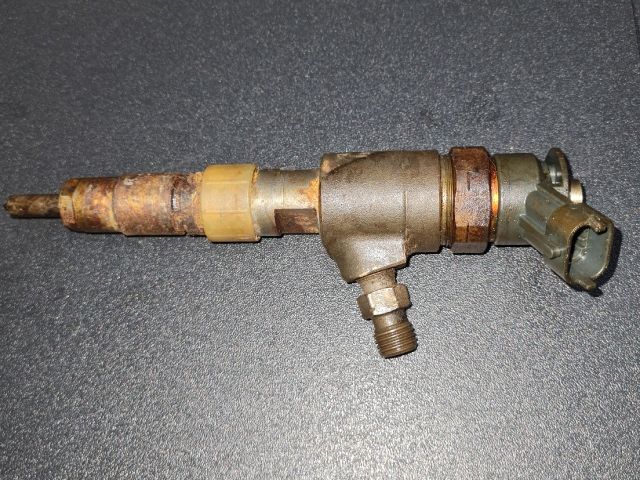 bontott PEUGEOT 308 Porlasztó (1 db)