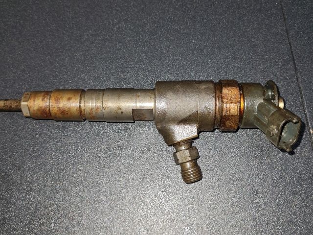 bontott PEUGEOT 308 Porlasztó (1 db)