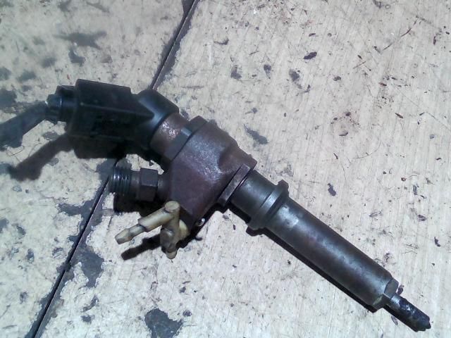 bontott PEUGEOT 308 Porlasztó (1 db)