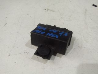 bontott PEUGEOT 308 Üzemanyag Szivattyú Relé